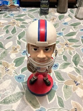 Arena foot ball bobble head 2002